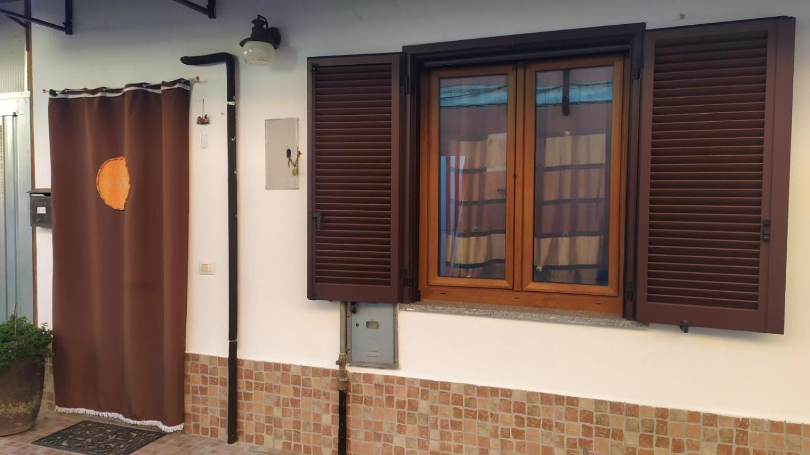 Shanti Ca' Casa Indipendente Con Giardino Lacchiarella Экстерьер фото